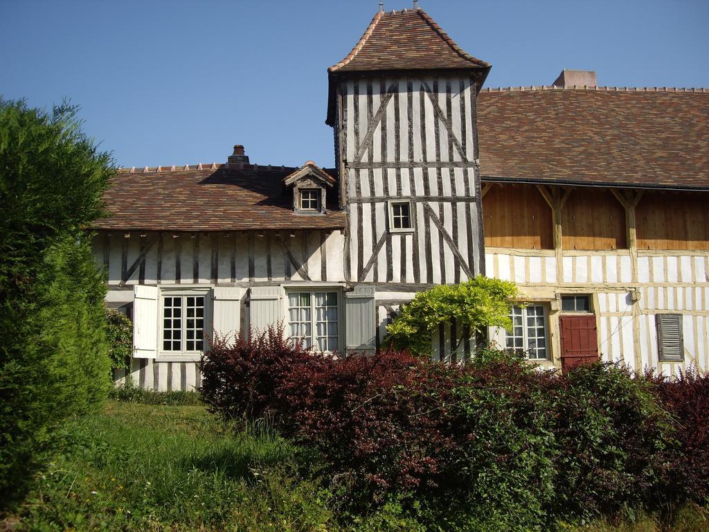 Meuble De Tourisme Le Gilliard Villa Chavanges Bilik gambar